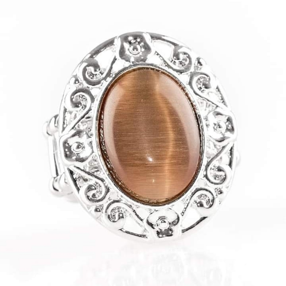 Rings - Picture 5 of 8